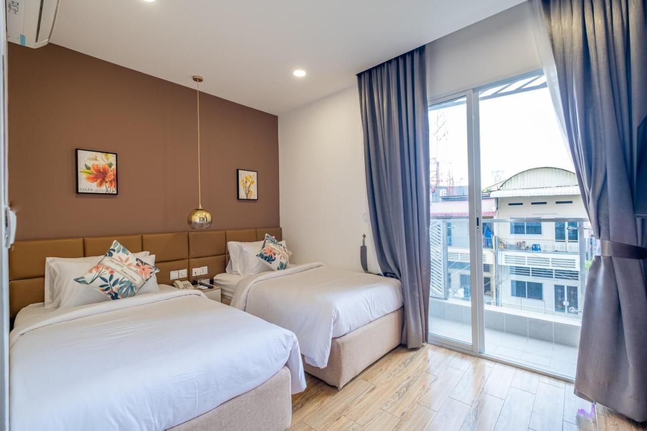 Helen Fin Inn & Apartment Phnom Penh Exterior foto